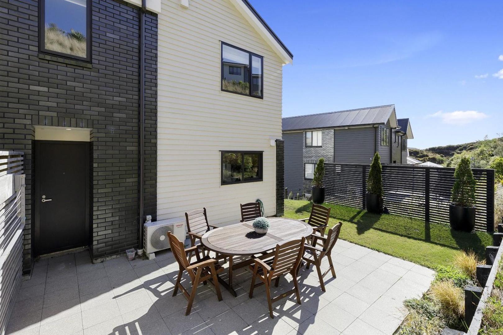 Whitby Townhouse Villa Porirua Buitenkant foto